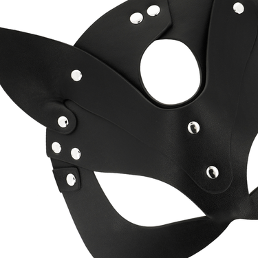 Maschera Coquette per Sesso Emozionale e Lingerie Elegante